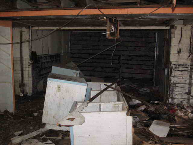 Lake Drive-In - 2006 Photo